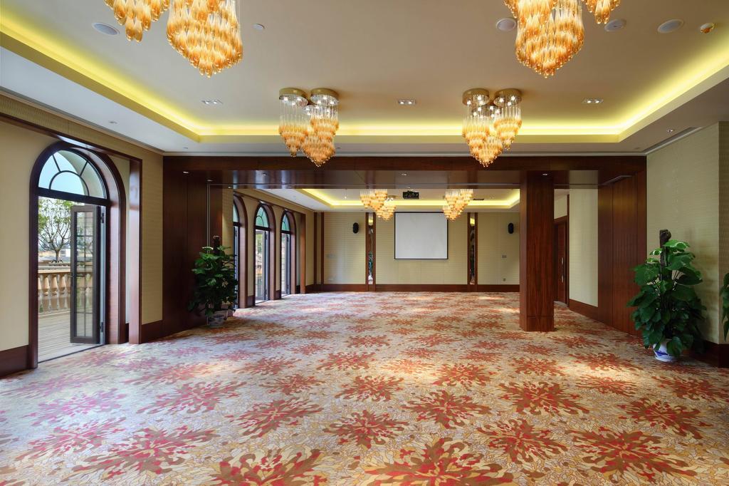 วินด์แฮม แกรนด์พลาซ่า รอยัล ไห่นานหลงมูเบย์ Hotel Ledong ภายนอก รูปภาพ